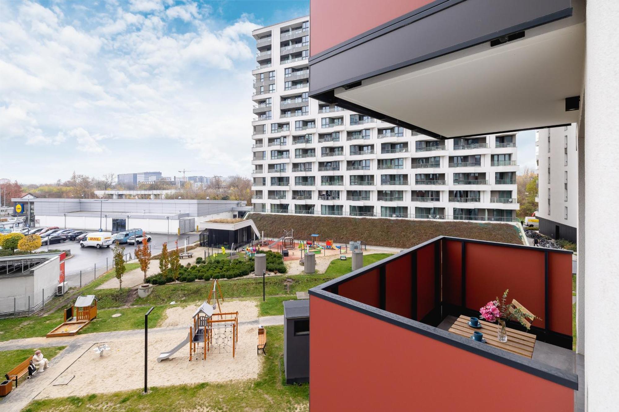 Cozy Laszkiewicza With Parking By Renters Apartment Krakow