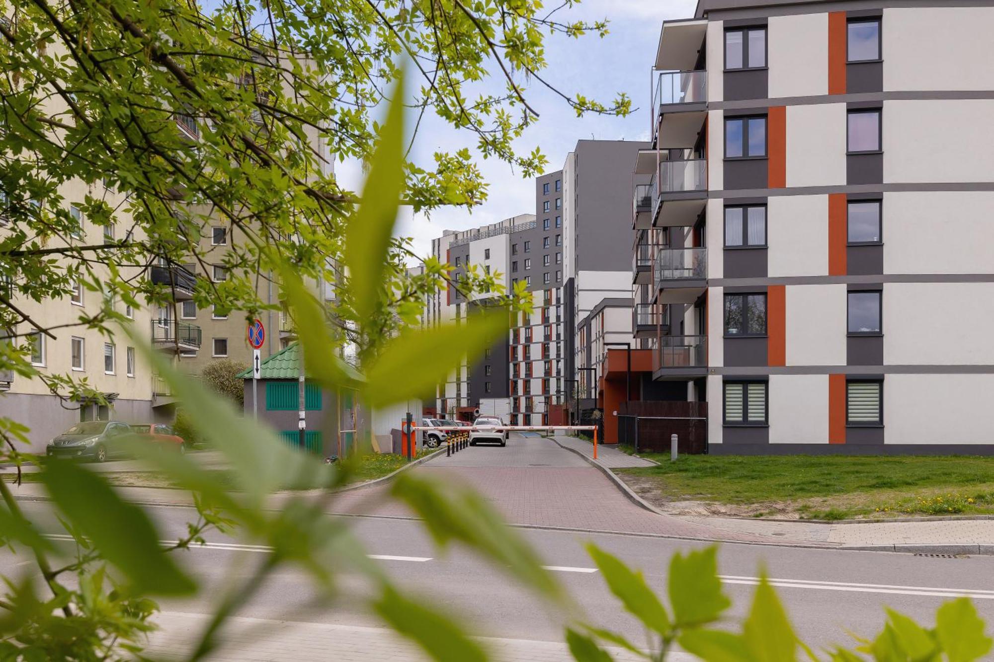 Apartment Cozy Laszkiewicza With Parking By Renters
